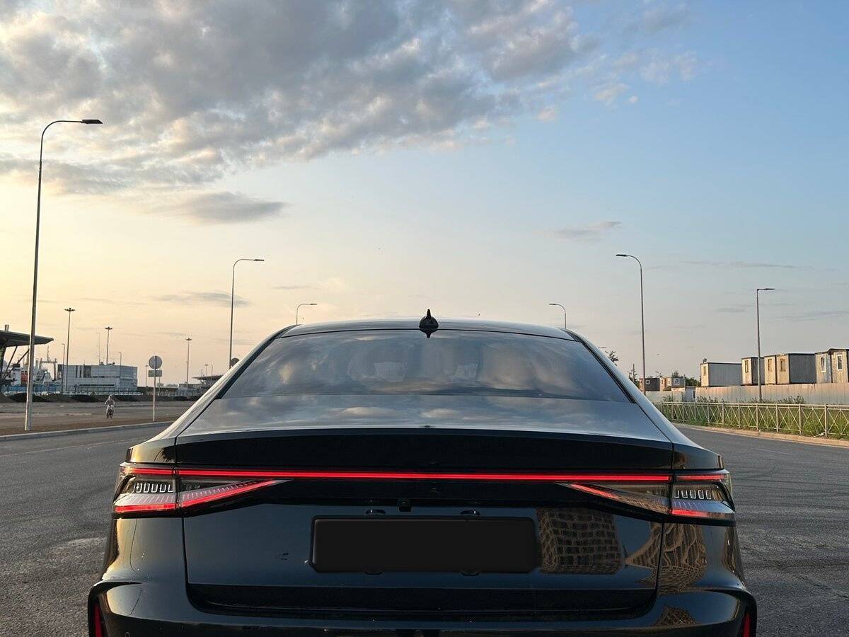 Chery Arrizo 8