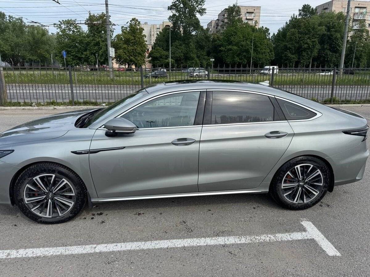 Chery Arrizo 8
