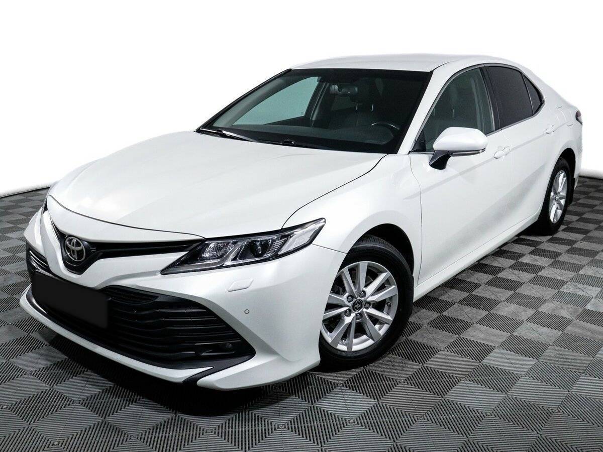 Toyota Camry 2019