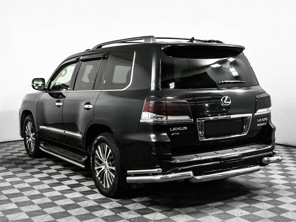 Lexus LX