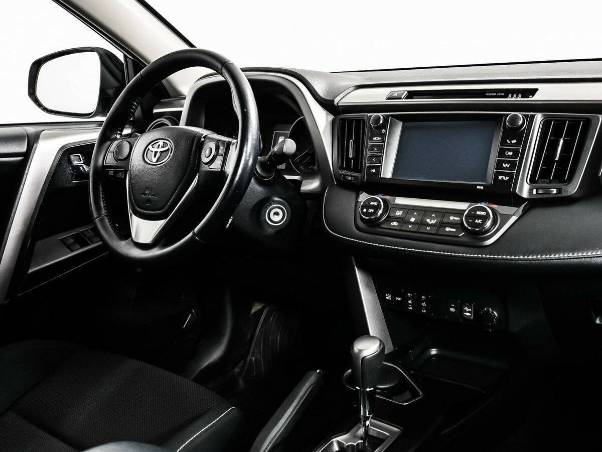 Toyota RAV4 2017