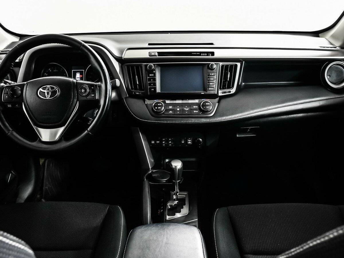 Toyota RAV4 2017