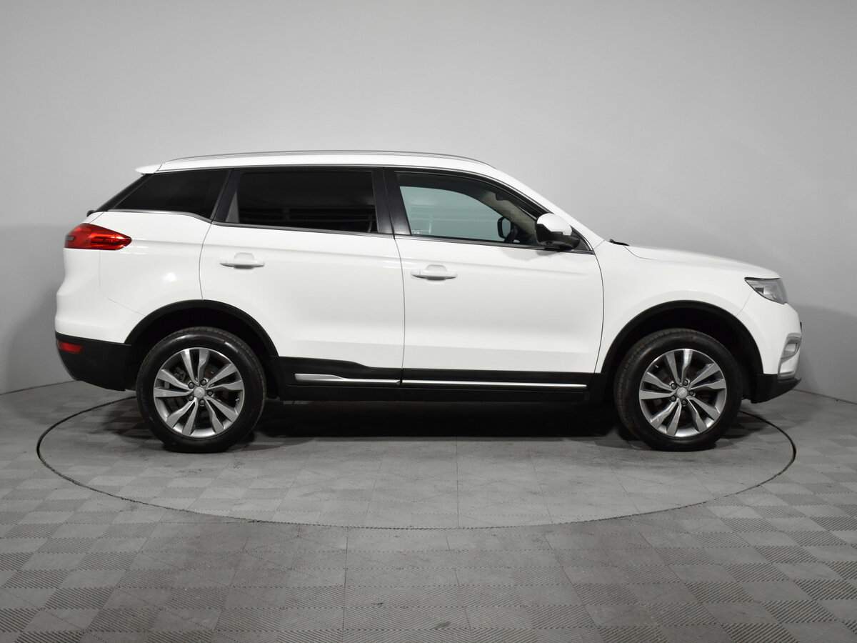 Geely Atlas