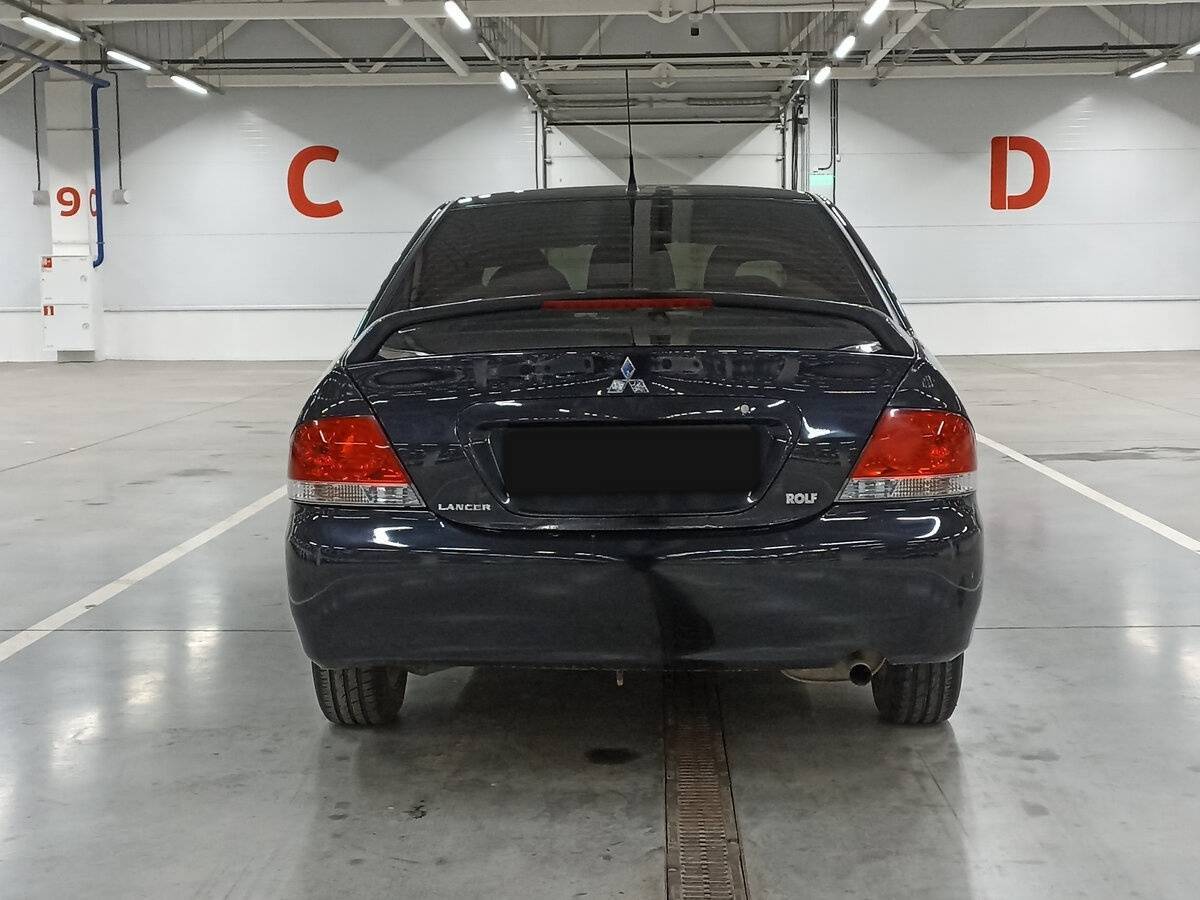 Mitsubishi Lancer
