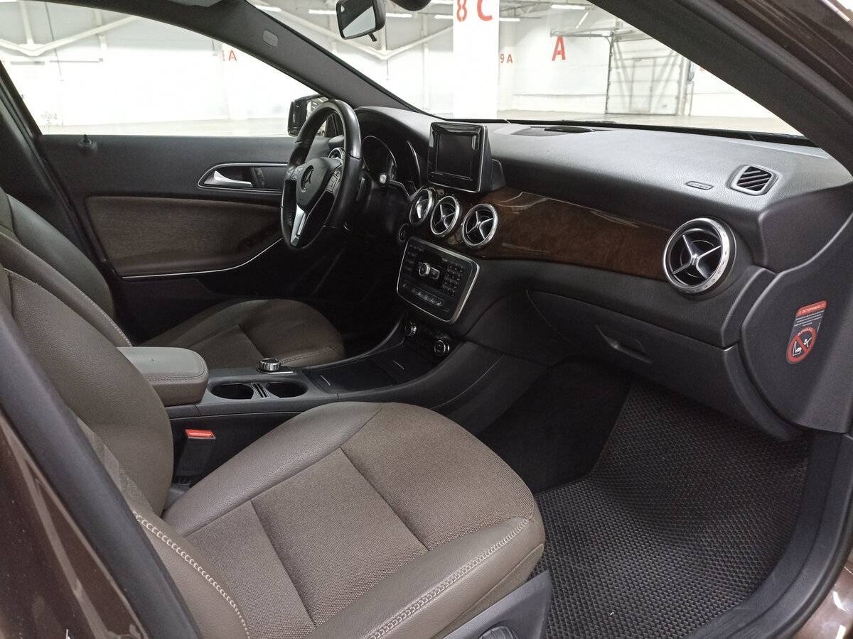 Mercedes-Benz GLA 2015