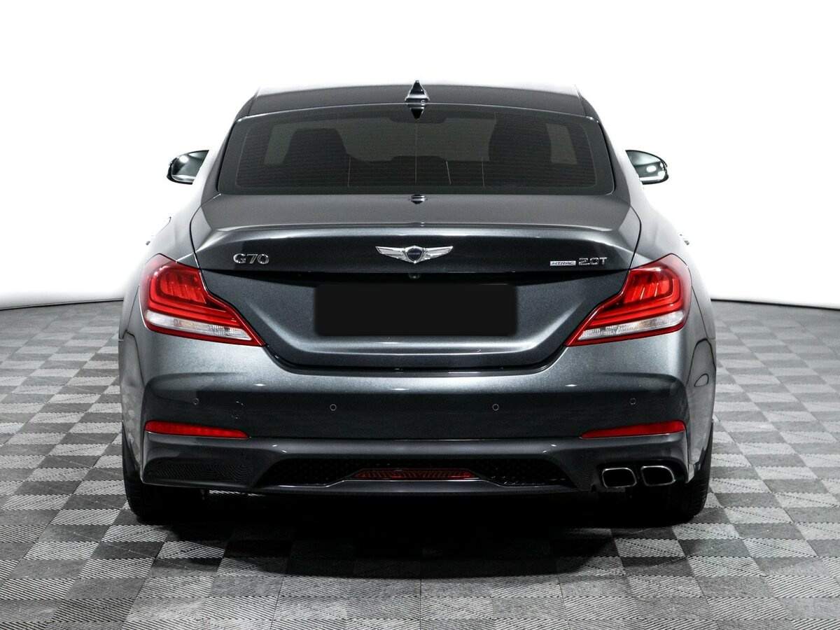 Genesis G70
