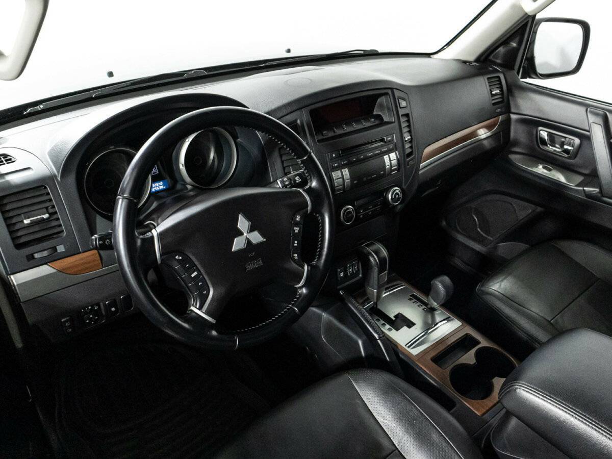 Mitsubishi Pajero 2007