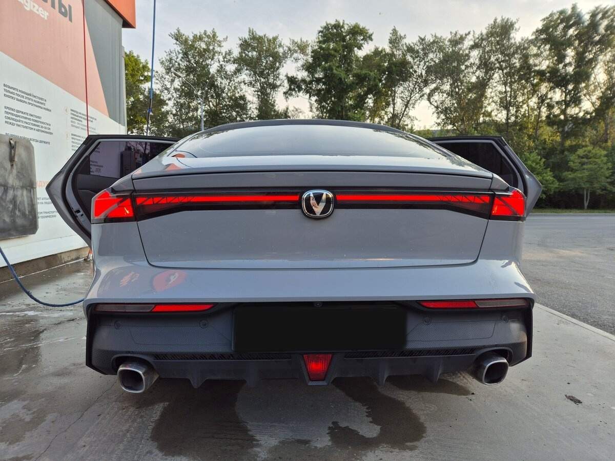 Changan UNI-V