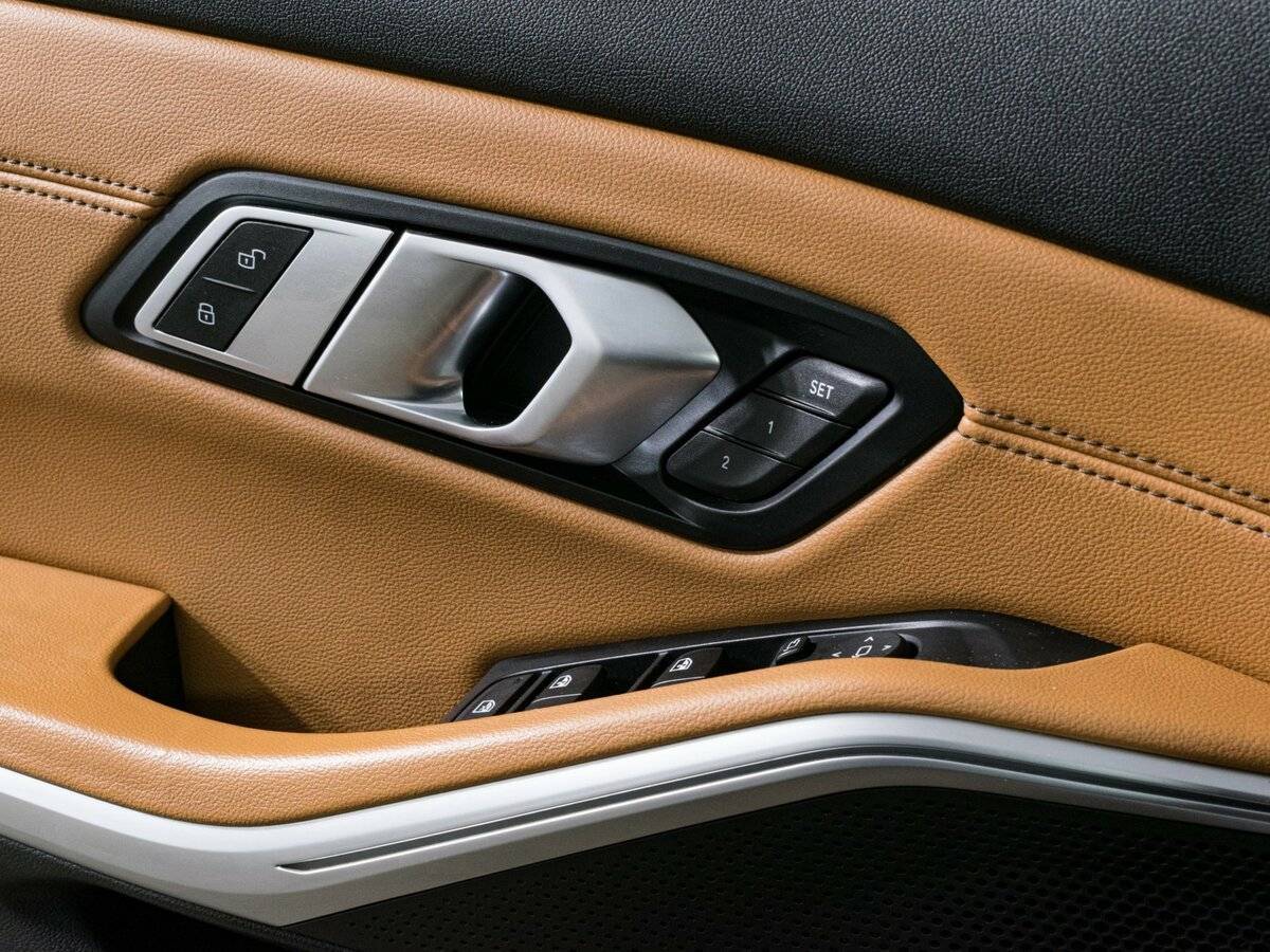 BMW 3 серии 2021