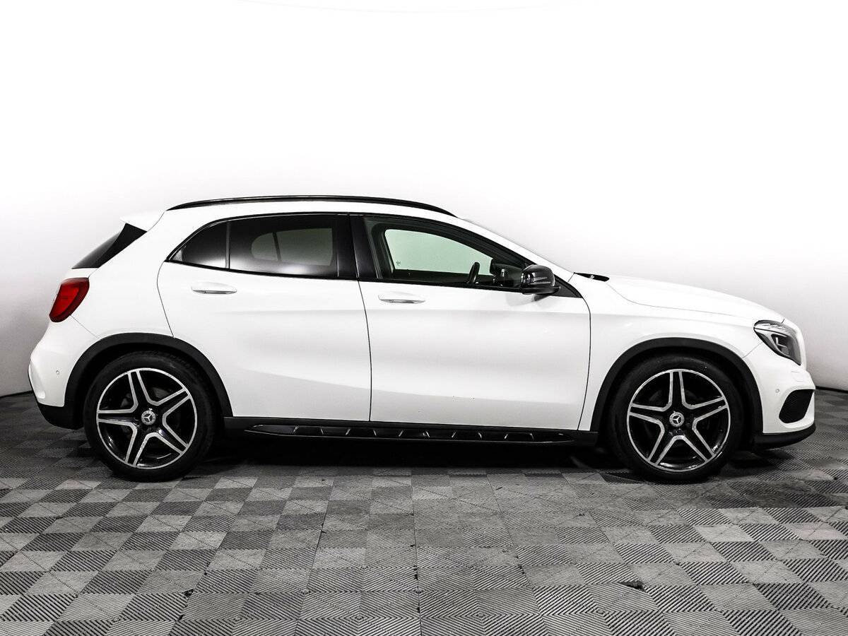 Mercedes-Benz GLA 2014