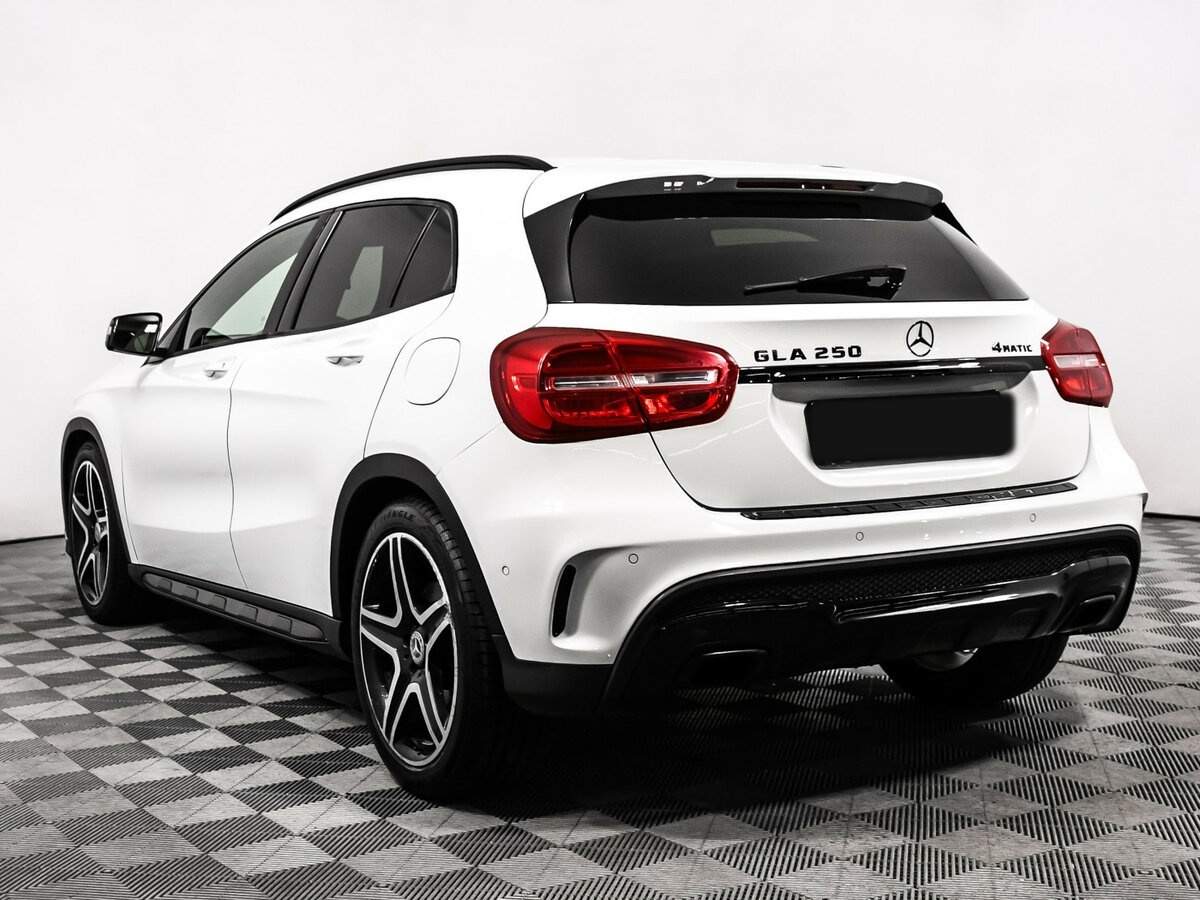 Mercedes-Benz GLA 2014