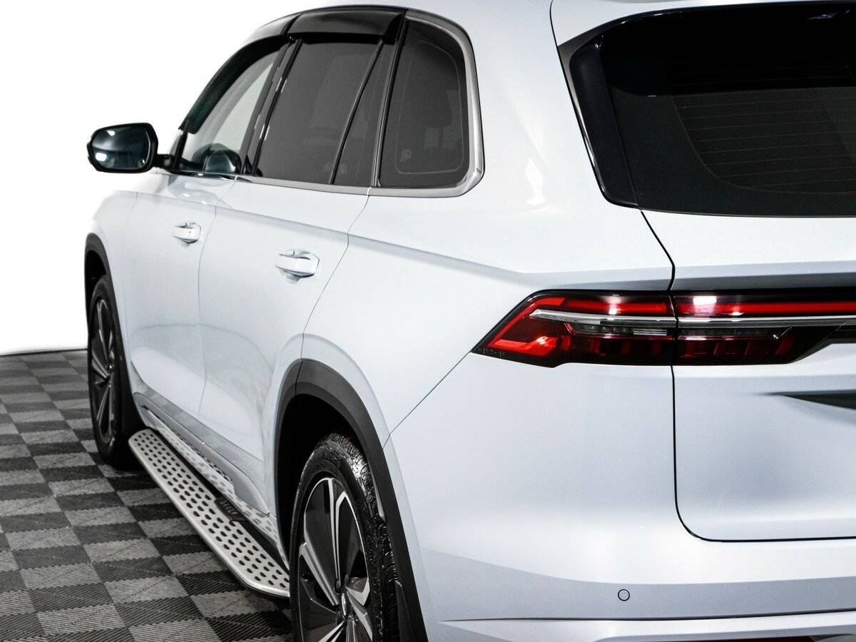 Geely Xingyue L 2022