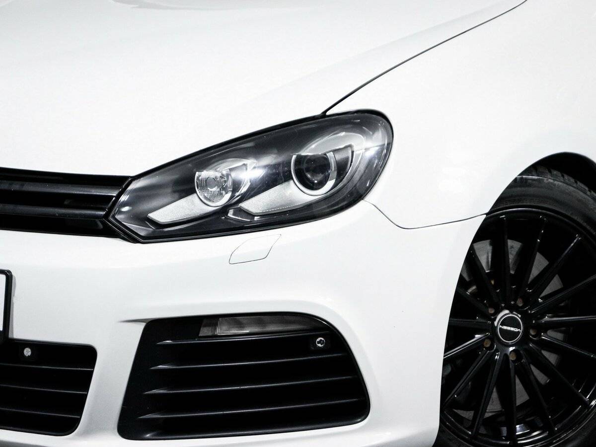 Volkswagen Golf R 2012