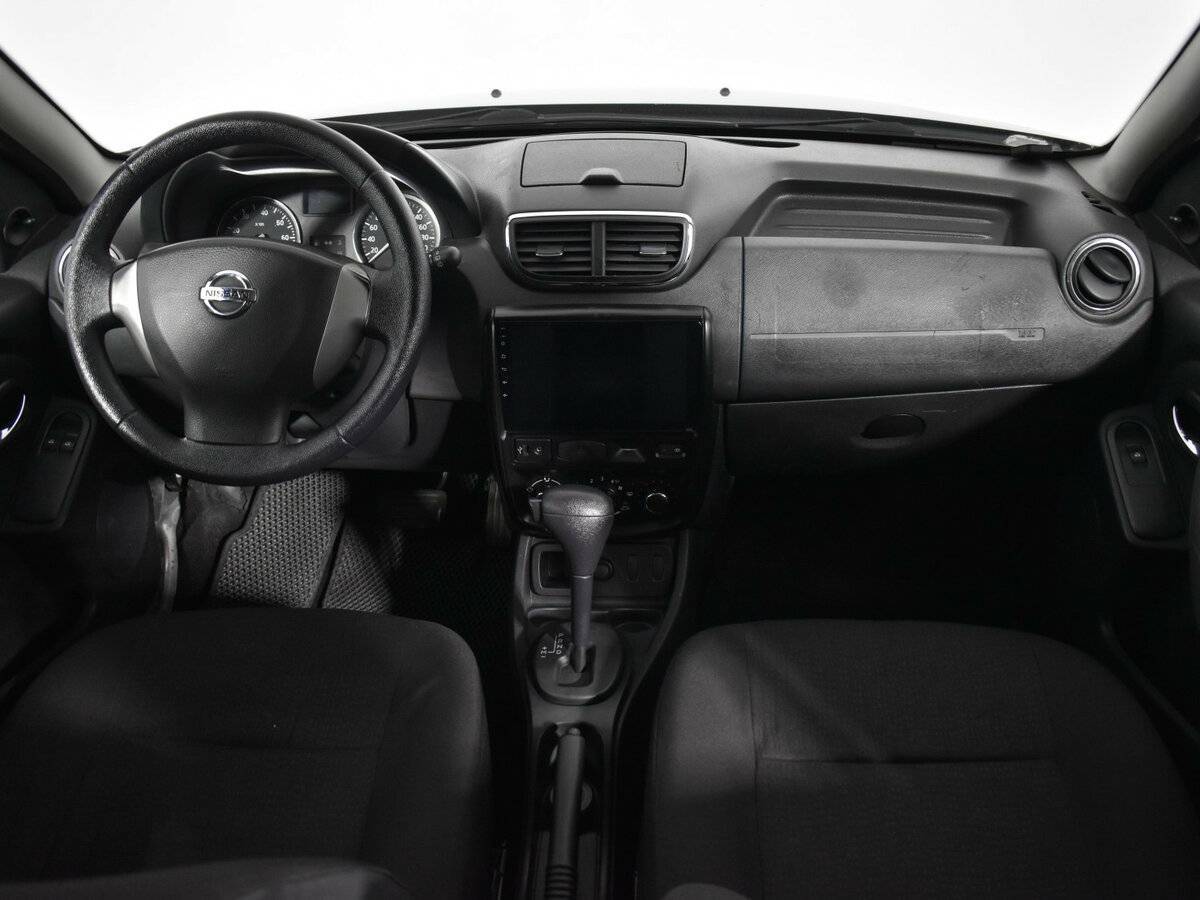 Nissan Terrano 2014