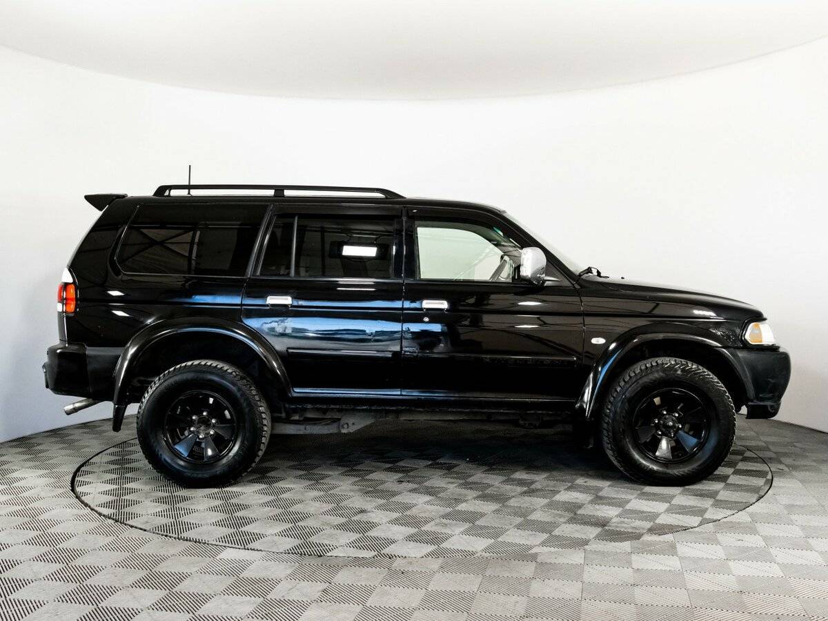Mitsubishi Pajero Sport