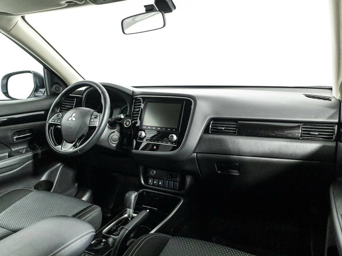 Mitsubishi Outlander 2022