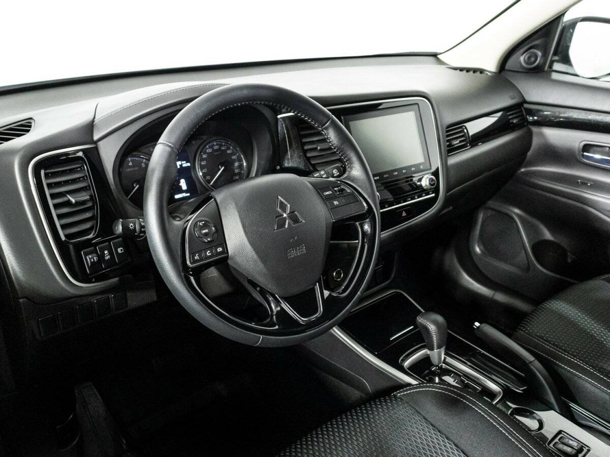 Mitsubishi Outlander 2022