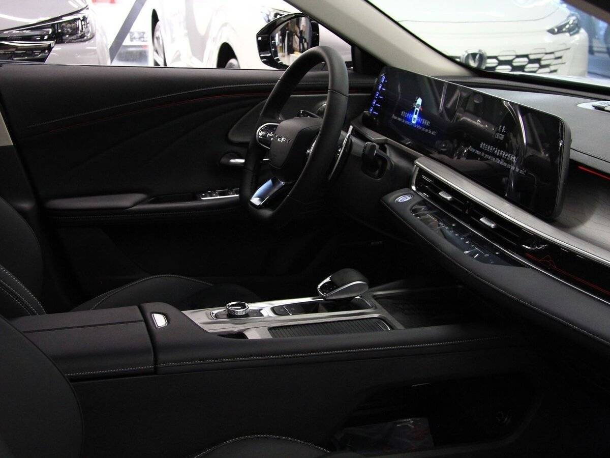 Chery Arrizo 8