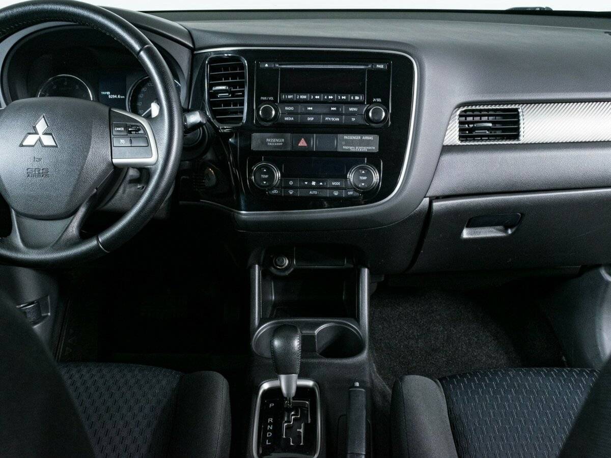Mitsubishi Outlander 2012