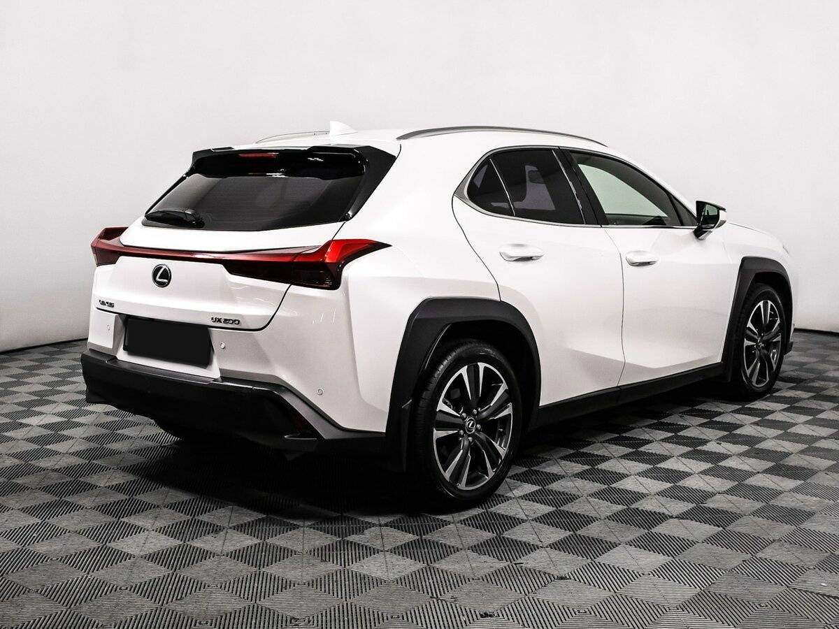 Lexus UX