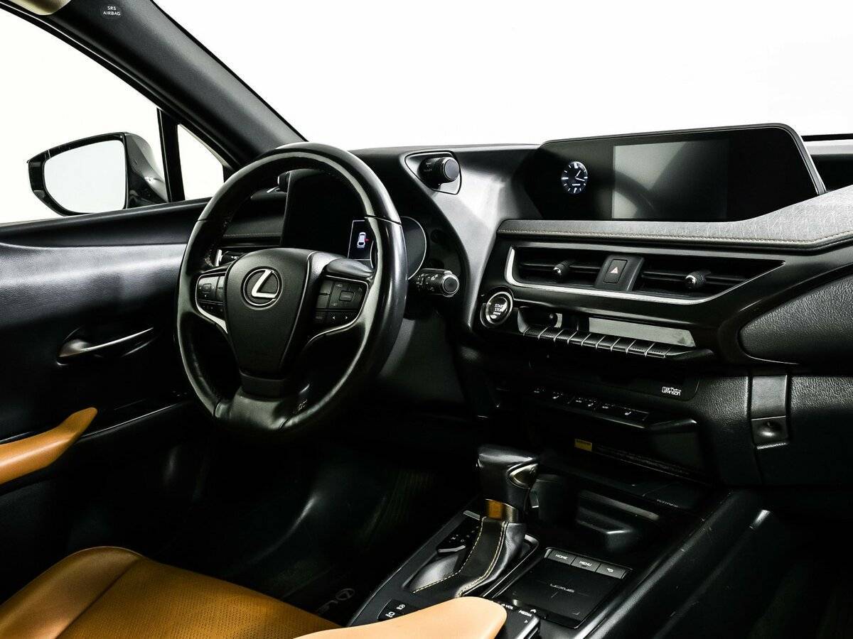 Lexus UX 2019