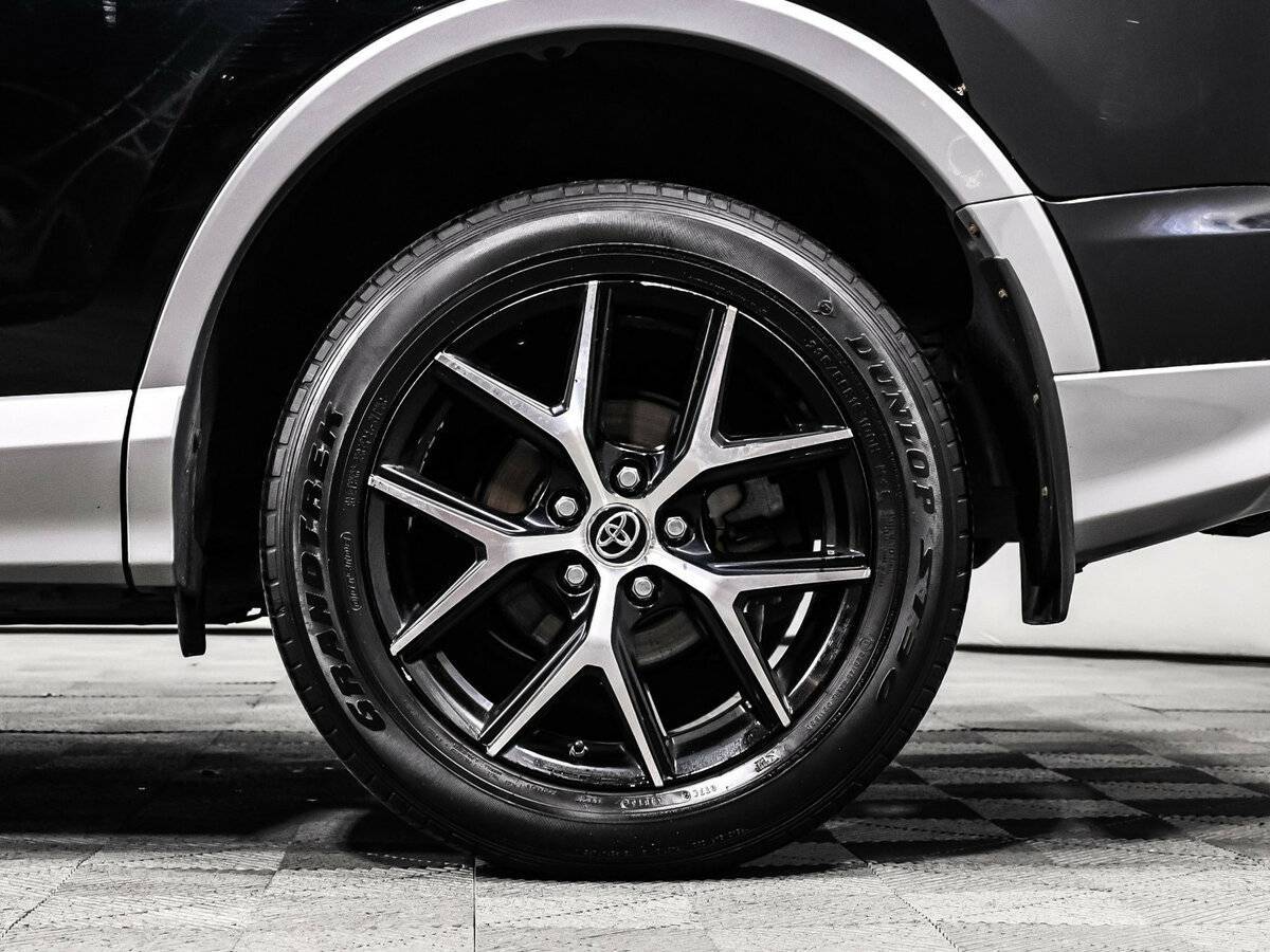 Toyota RAV4 2017