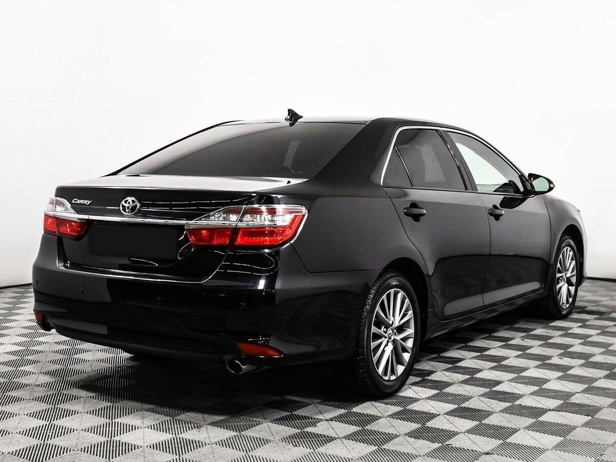 Toyota Camry 2017