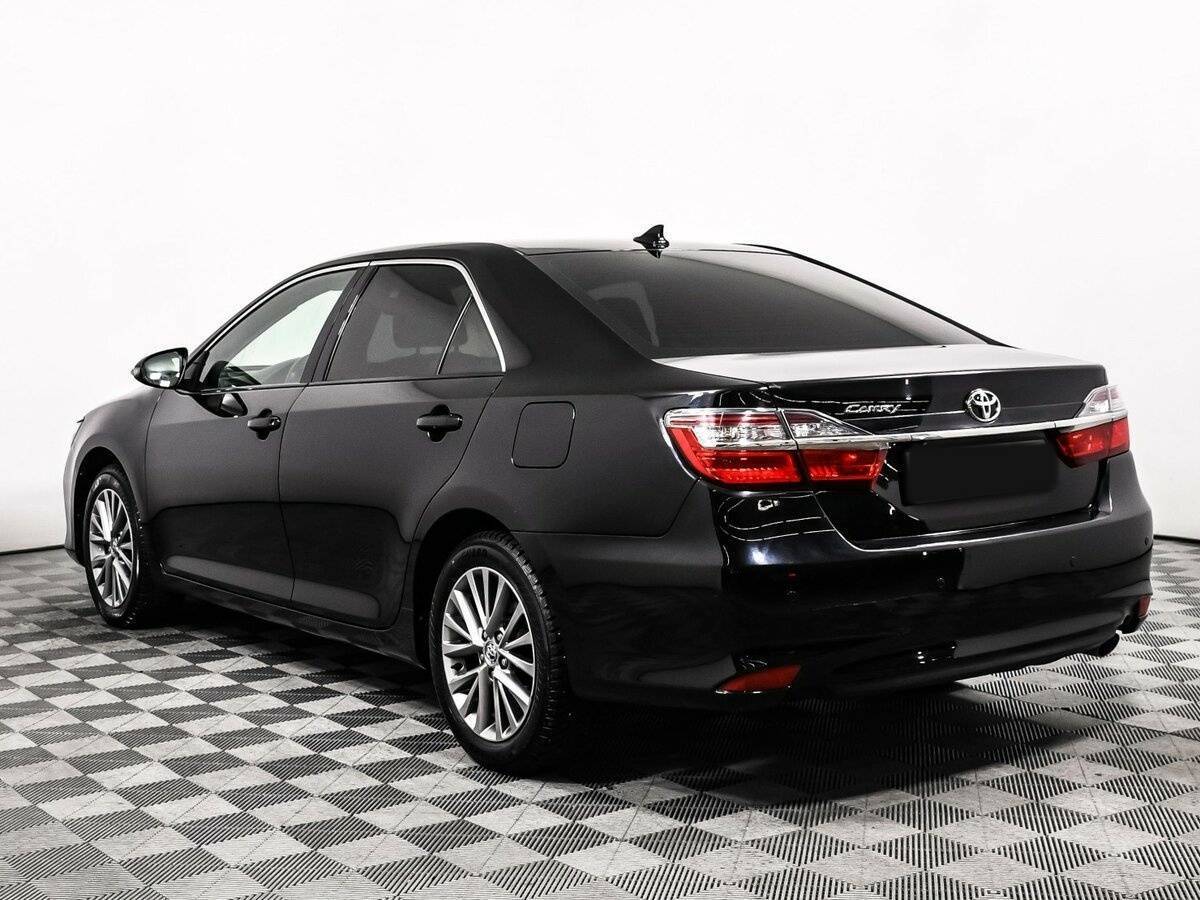 Toyota Camry 2017