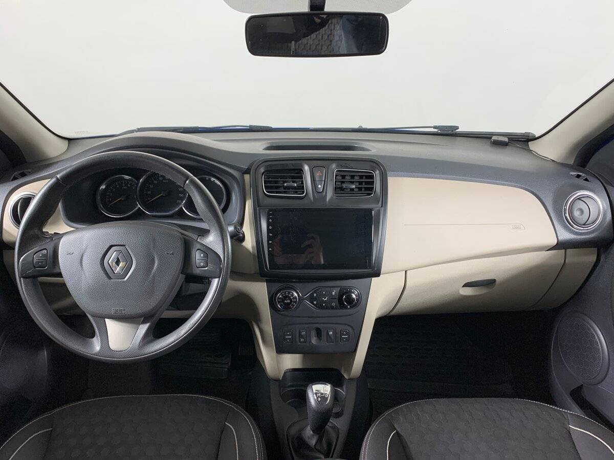 Renault Logan 2015