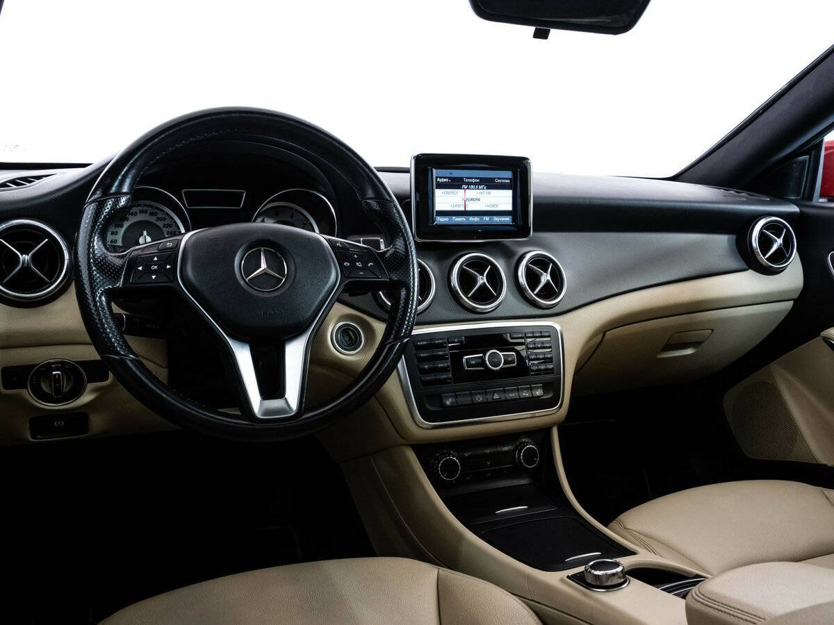 Mercedes-Benz CLA 2013