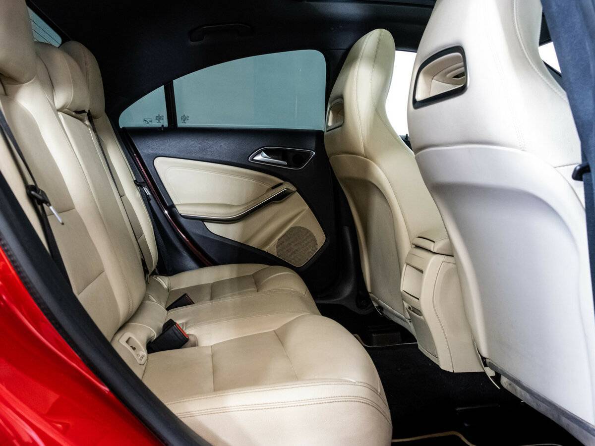 Mercedes-Benz CLA 2013