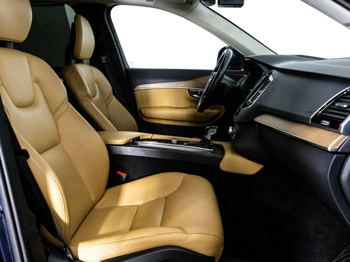 Volvo XC90 2016