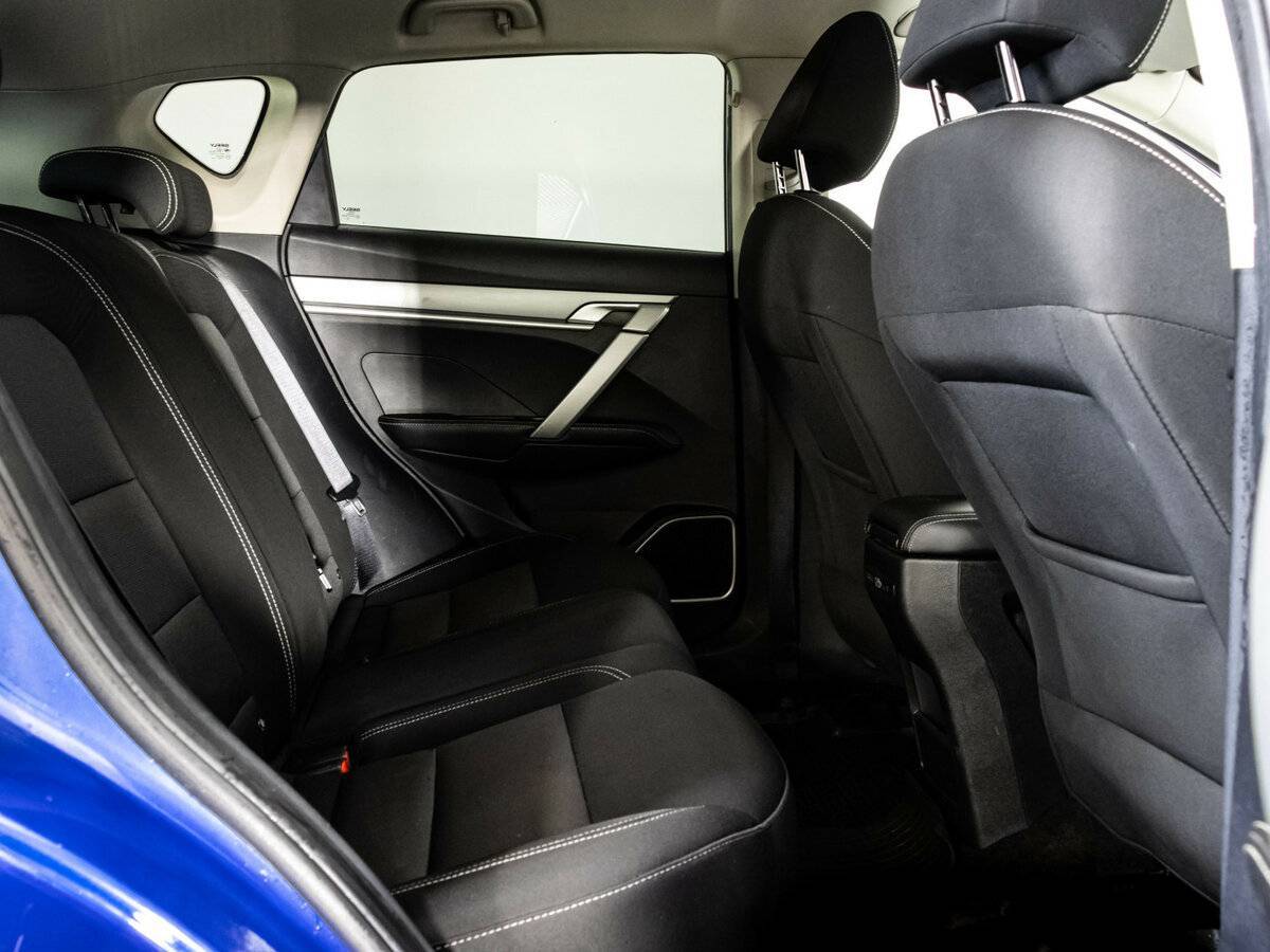 Geely Coolray 2022