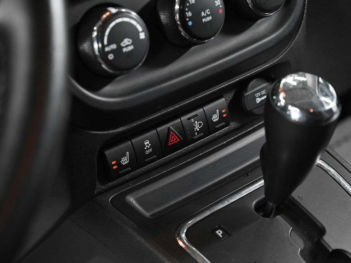 Jeep Liberty (Patriot) 2012