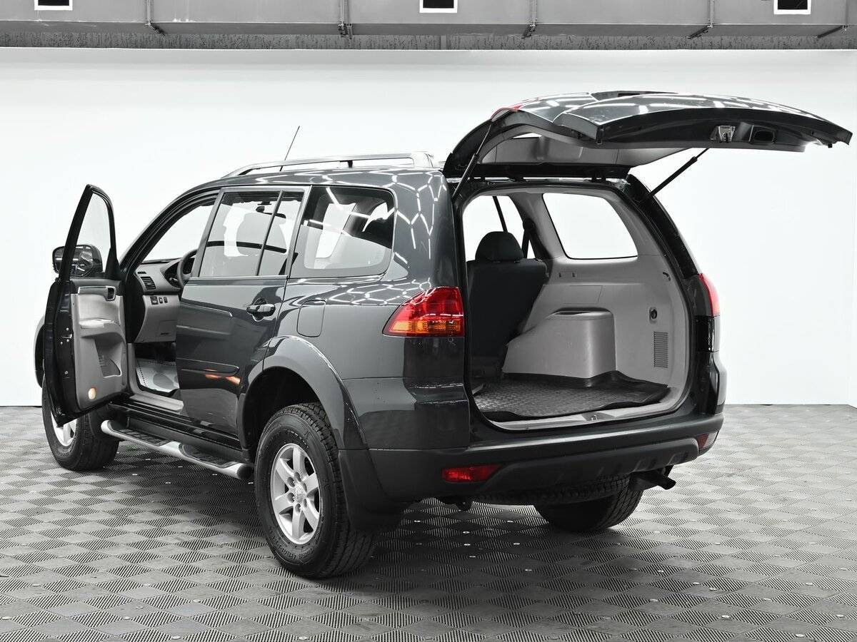 Mitsubishi Pajero Sport