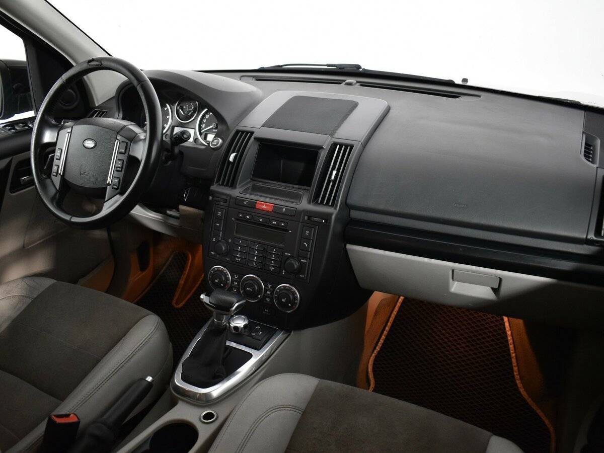 Land Rover Freelander 2011