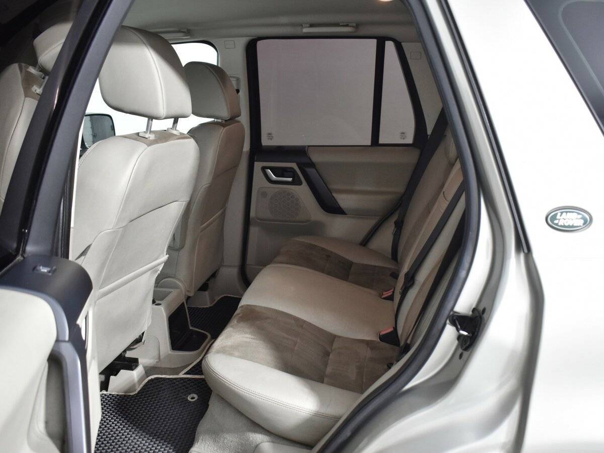 Land Rover Freelander 2011