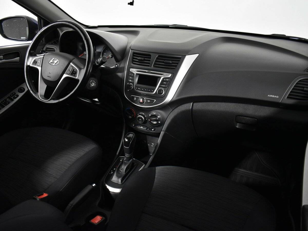 Hyundai Solaris 2015