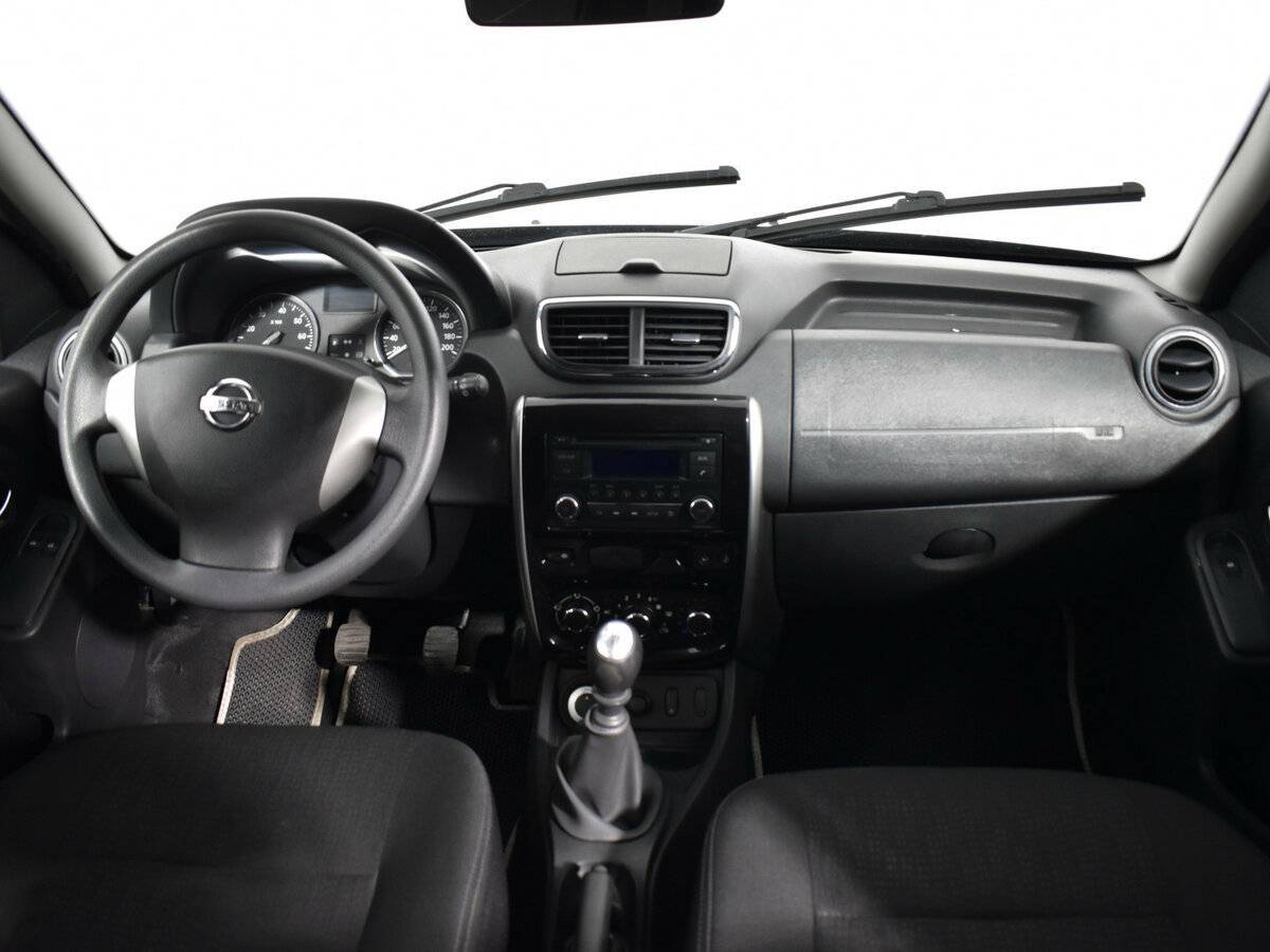 Nissan Terrano 2014