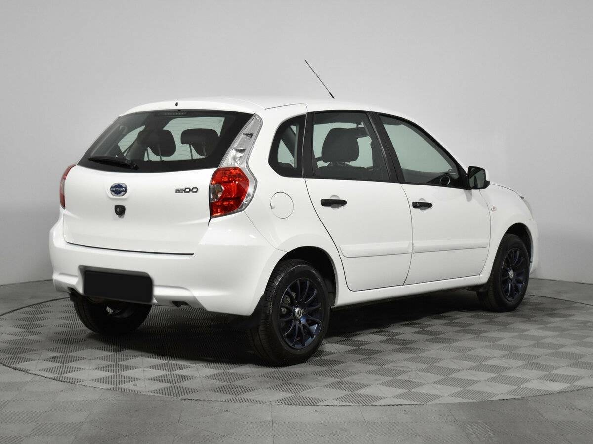 Datsun mi-DO