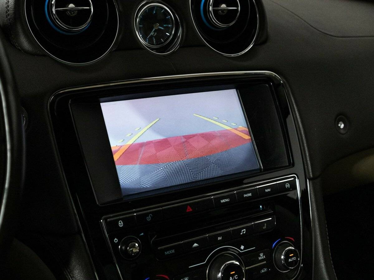 Jaguar XJ 2014