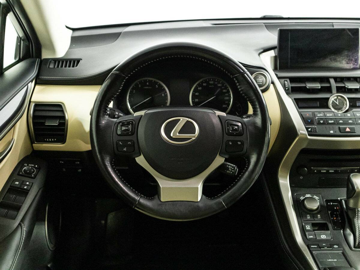 Lexus NX 2015