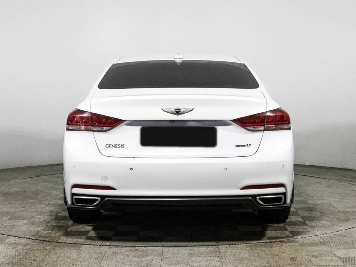 Hyundai Genesis