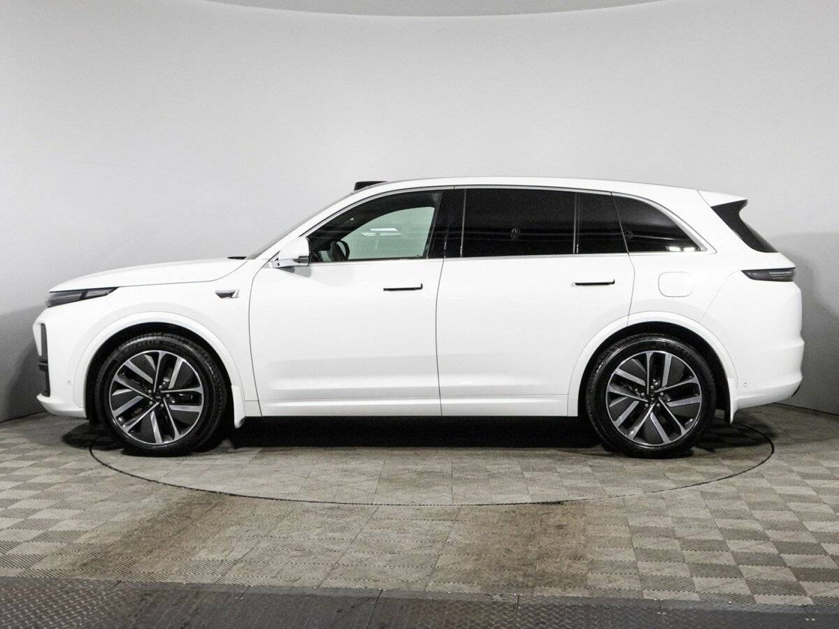 Li Auto (Lixiang) L7