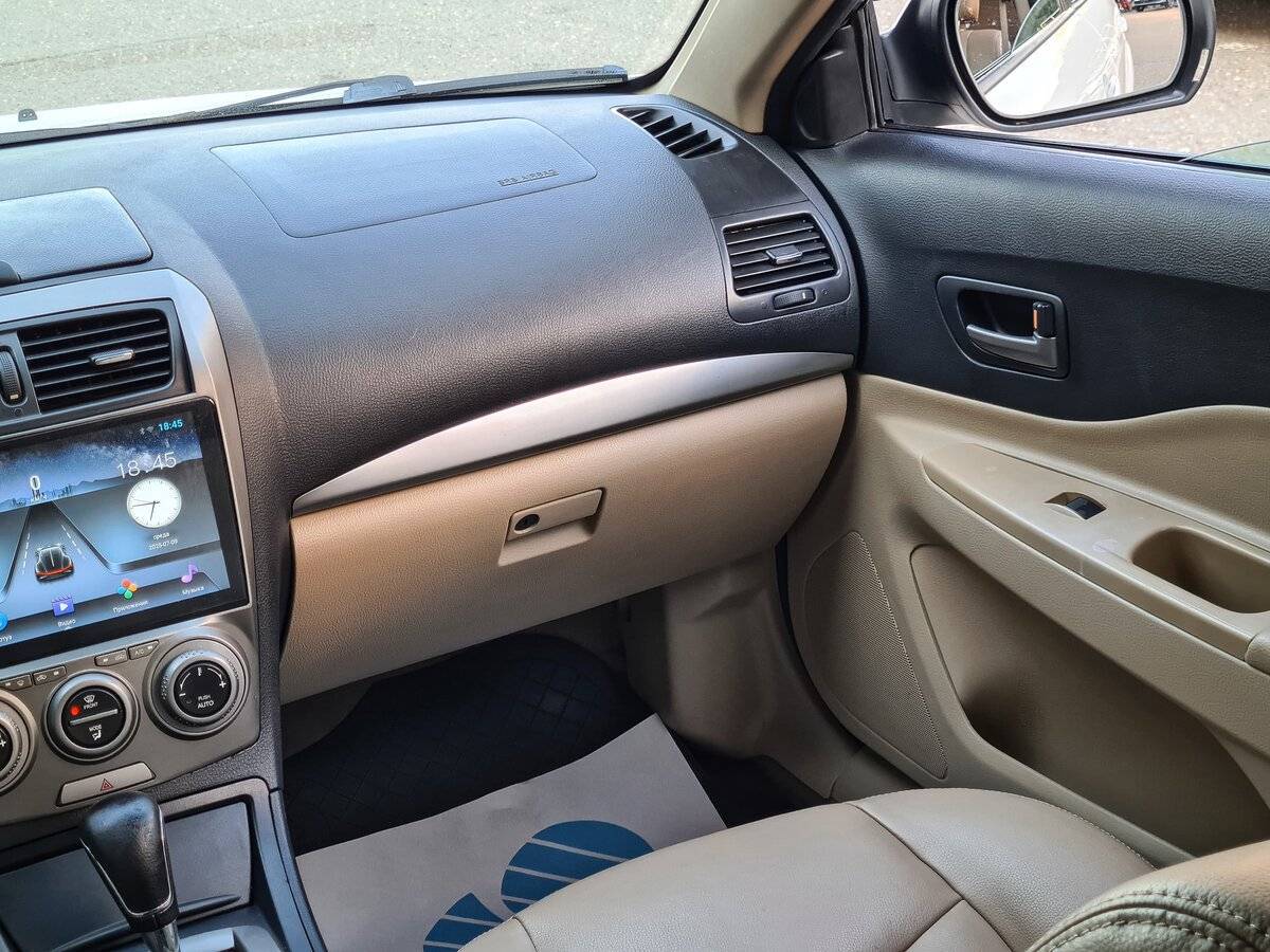 FAW Besturn B50 2012