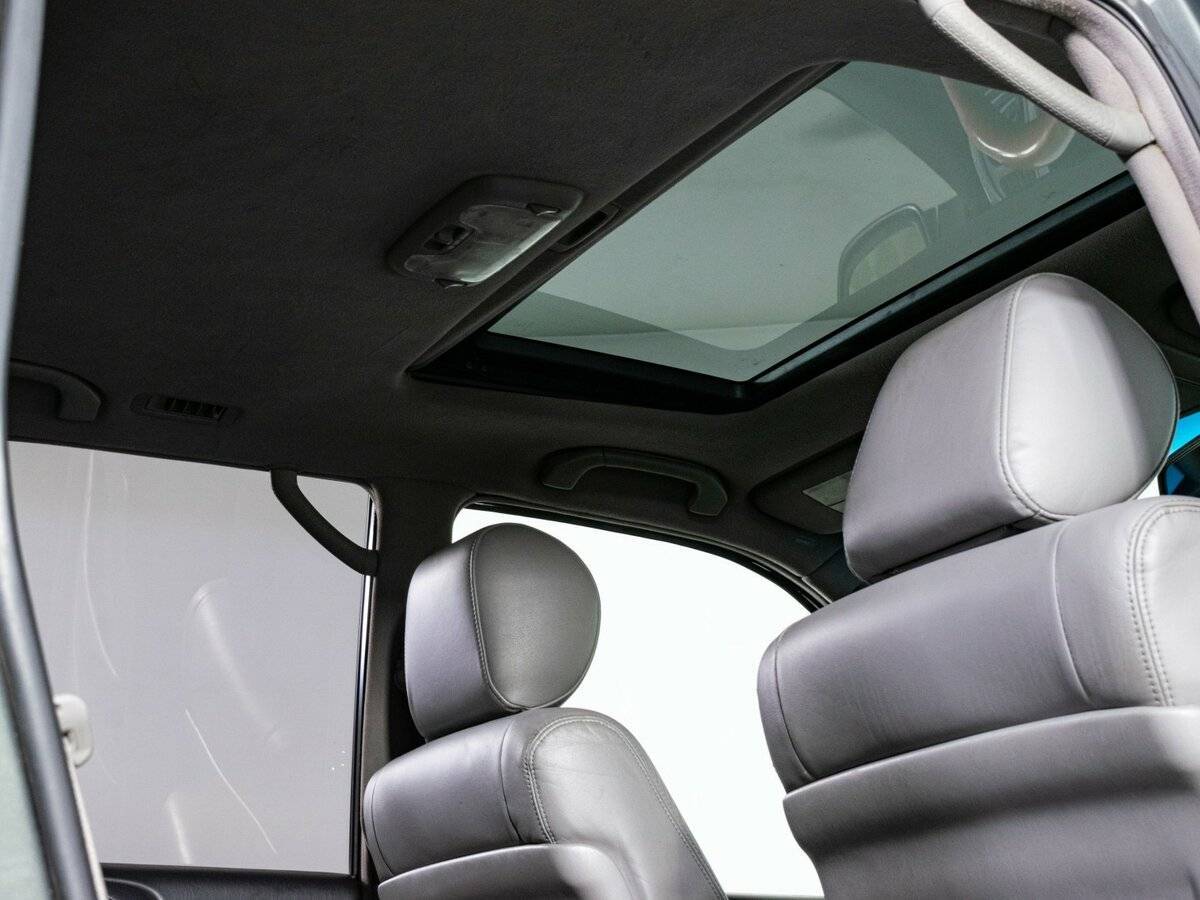 Lexus LX 2006
