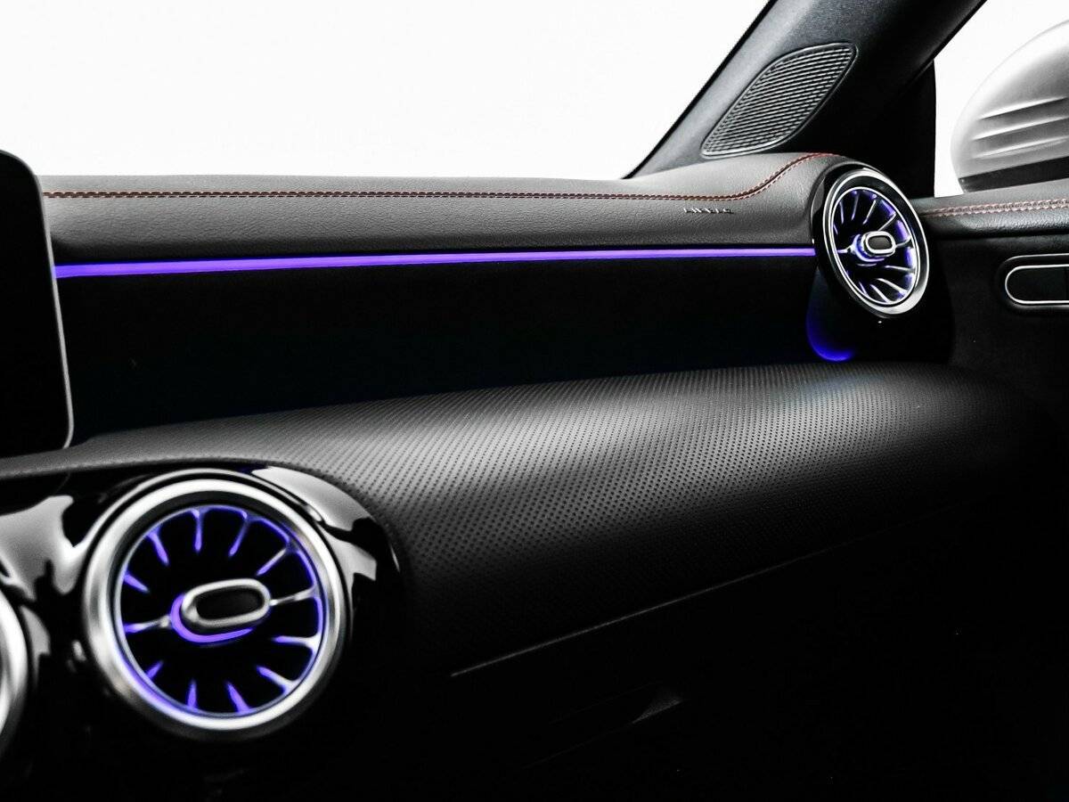 Mercedes-Benz CLA 2019