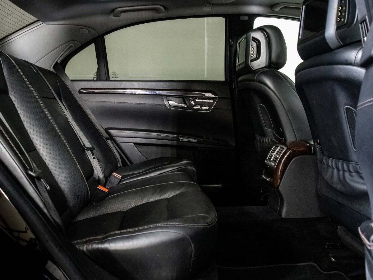 Mercedes-Benz S-Класс 2010