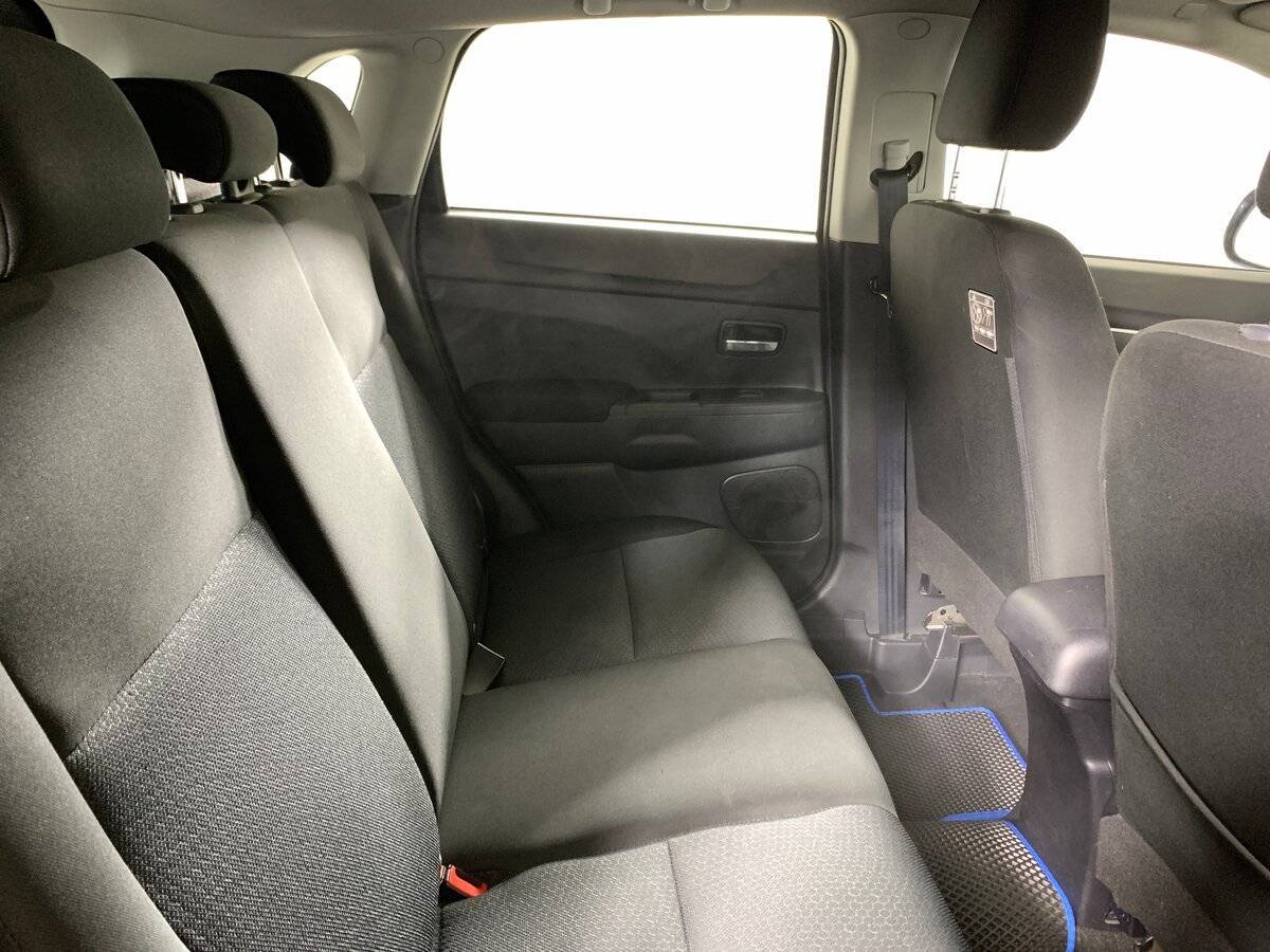 Mitsubishi ASX 2011