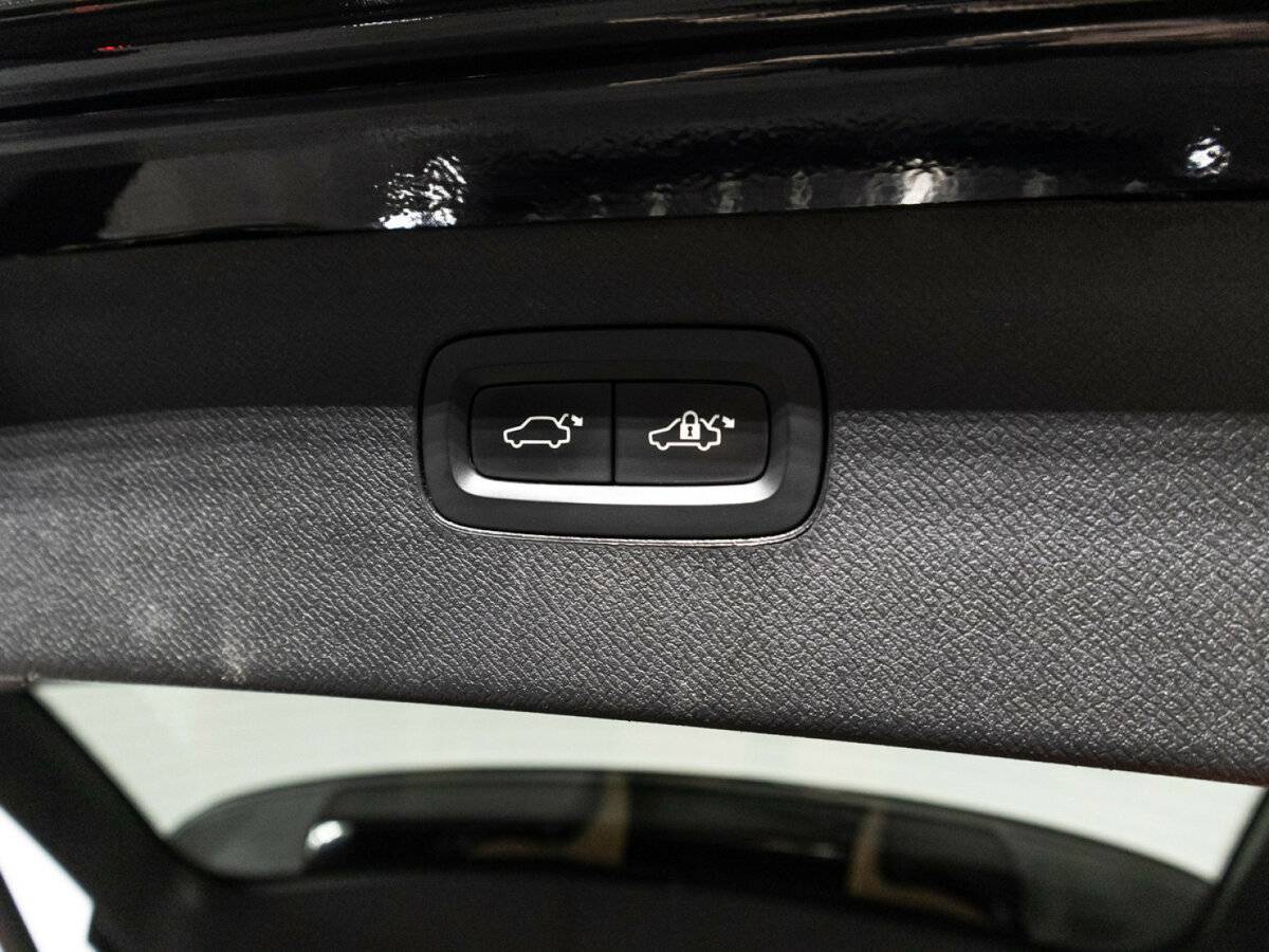 Volvo XC90 2015